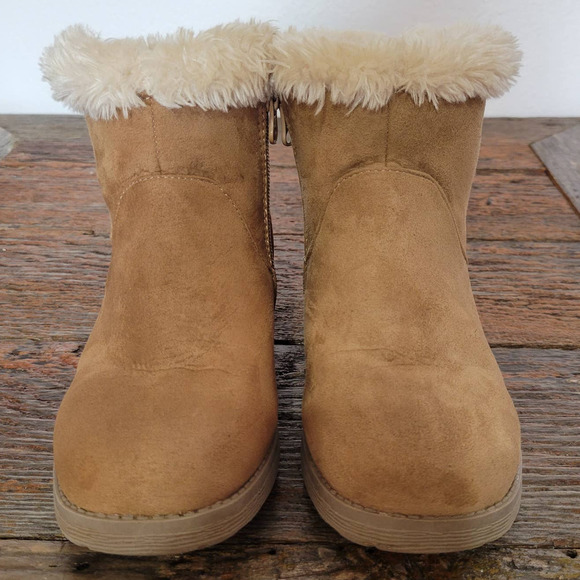 Cat & Jack Tan Faux Suede Faux Fur Ankle Booties - Picture 3 of 10